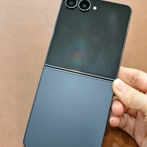 Samsung Galaxy Z Flip 7 5G 256gb chính hãng màu Đen Bh T8-2026 98%