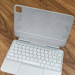 Phím Magic Keyboard 11 inch cho M4 và M5 chính hãng màu trắng lên hơi cũ tý Giá 3tr5