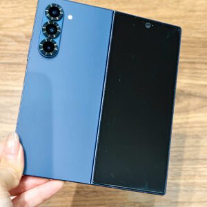 Samsung Galaxy Z Fold6 12/256GB bản Chính Hãng màu Xanh đẹp 98%.