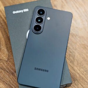 Samsung Galaxy S26 5G bản chính hãng 256gb màu Đen Fullbox Bh T6-2028 tại Hoàng Hà đẹp 99%