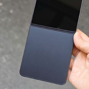 Samsung Galaxy Z Flip 7 256gb màu Đen bảo hành Care+ T8-2027 98%