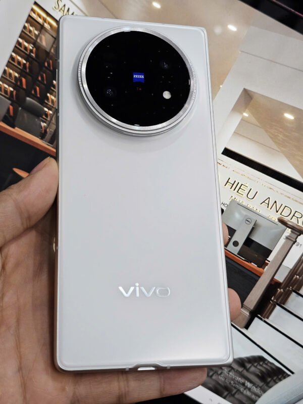 gen-h-z7236205217518_bf70a6c7b5843e7663a69d55d07793bd