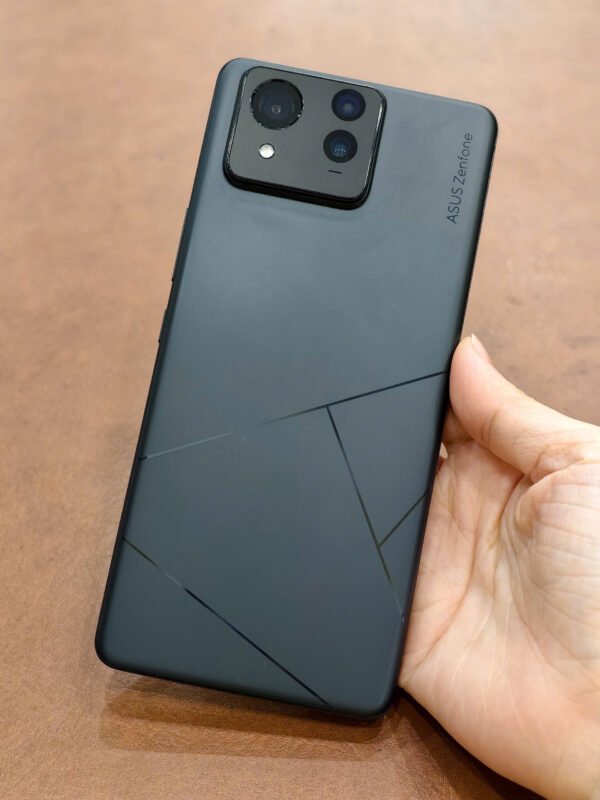 gen-h-z7356428744237_ac0165320aba33414445ef06c96d5f82