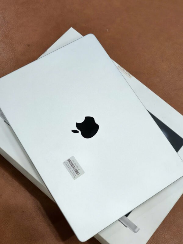 gen-h-z7367901547055_73232e24d6c17e9c6563cf0031412689