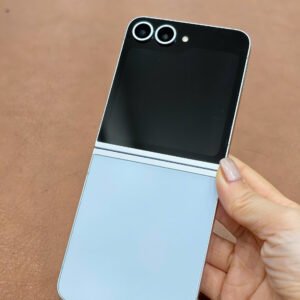 Samsung Galaxy Z Flip 6 bản chính hãng 256gb màu Xanh đẹp 98%