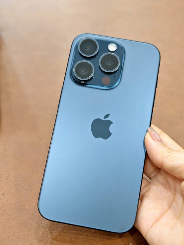 gen-h-z7566155596766_81f5f9307541bb937c1f870a0b4af801