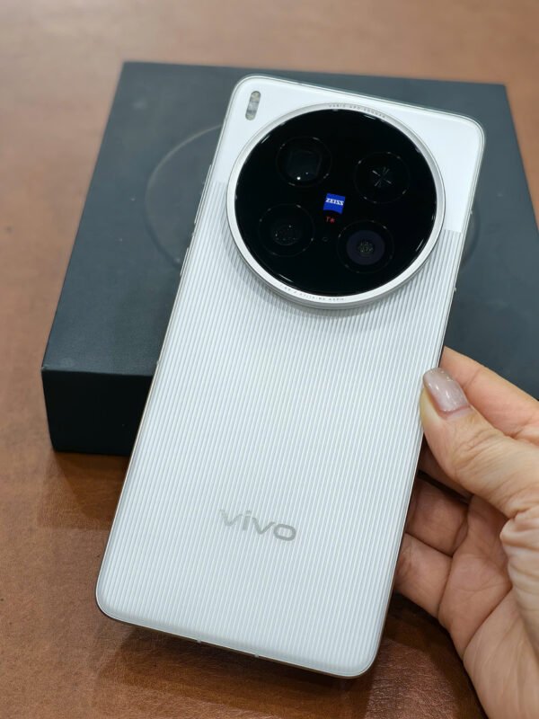 gen-h-z7569923649669_eeb2996ffd1ed084b2025b0fbe3f3d63