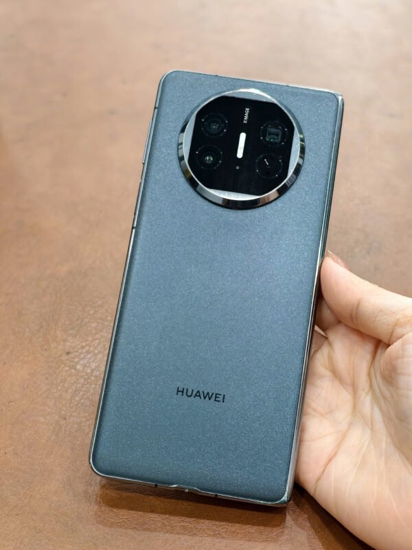 gen-h-z7575916348074_f159850678fdb928aa6ad7ad5f3a846d