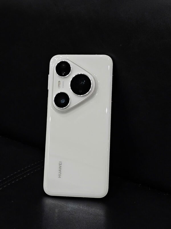 gen-h-z7584889778761_1987441b0c2c064a2b798745377f7c23