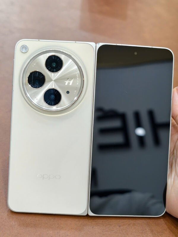 gen-h-z7632330151169_4d34d8253343daa2637c016d2c88bc59