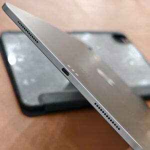 gen-h-z7633348211939_078bd4baec48efe5b149f3c50f0d8296