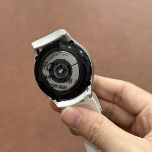 Watch 4 40mm Nhôm, Samsung Galaxy Watch 4 nhôm 40mm trắng đẹp 98%