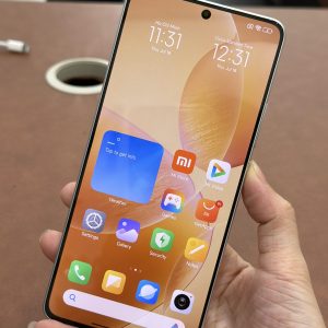 Xiaomi redmi K70E bản xách tay 12/256gb màu Trắng + Sạc đẹp 99%