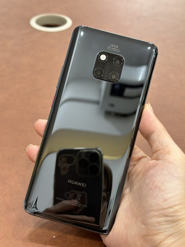 Mate 20 Pro q.tế Đen, Huawei mate 20 pro 6128gb đẹp 98%