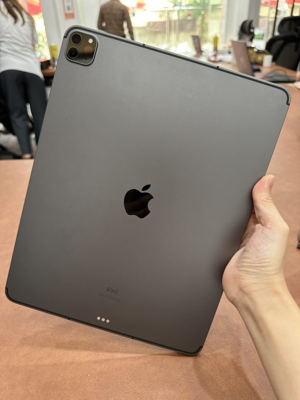 Ipad Pro 12.9 Inch M1 5G + 256Gb Xám Đẹp, Pin 90%