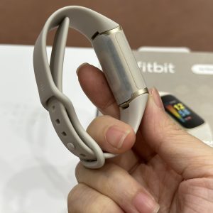 Đồng hồ Fitbit Charge 5 mới New 100%