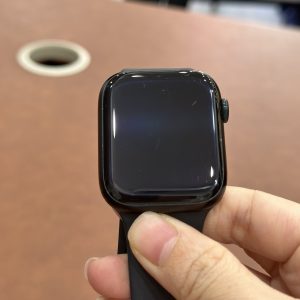 Apple Watch Series 8 GPS bản 45mm + Sạc đẹp 97%