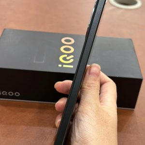 Vivo Z9 Turbo, Vivo Iqoo Z9 turbo bản 12-256gb màu Đen Fullbox đẹp 99%