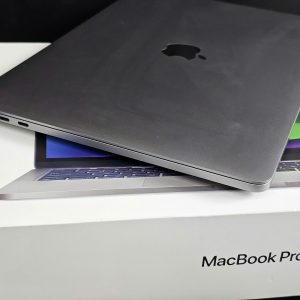 Macbook Pro 13 inch M1 (8-256Gb) Fullbox Pin 97%, Đẹp 99%