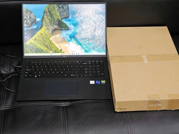 Laptop LG Gram 17 inch , i7 1260P (16-1TB), RTX 2050