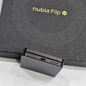 ZTE Nubia Flip 5G (8-256Gb) Fullbox, đẹp 99% Black