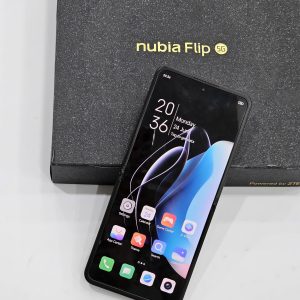 ZTE Nubia Flip 5G (8-256Gb) Fullbox, đẹp 99% Black