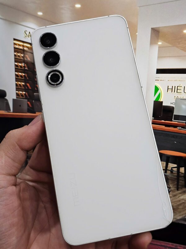 Meizu 20 5G (8-256Gb) màu Trắng đẹp 97%