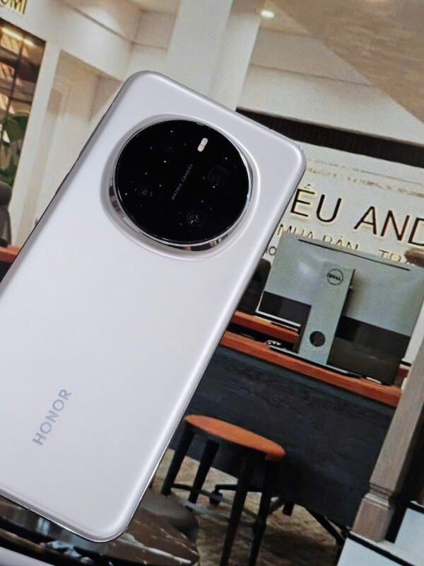 Đẹp 98% phiên bản 16-512GB Honor Magic 7 Pro 5G màu trắng bản nội địa