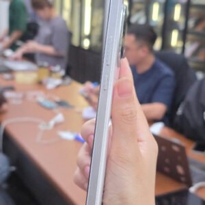 Vivo Iqoo Z9 bản 8-256gb nội địa Trắng 98%