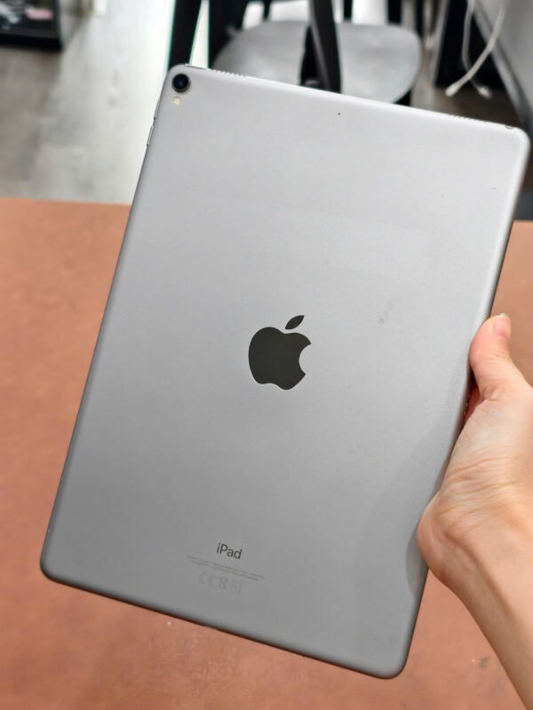Ipad Pro 10.5 inch wifi 64gb màu Xám đẹp 98%
