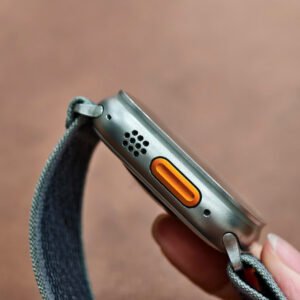 Apple Watch Ultra 2 bản 49mm LTE bảo hành T11-2025
