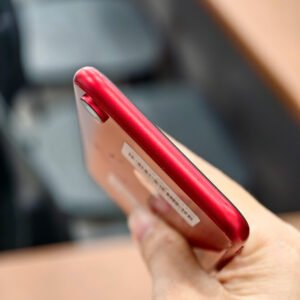 Iphone Xr bản Vna 64gb màu Đỏ vỡ lưng