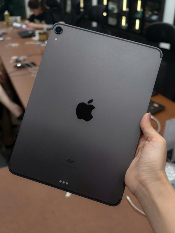 Ipad Pro 11 inch 2018 bản 4G + wifi 64gb màu Xám đẹp 98%