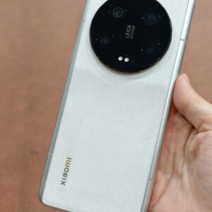 Xiaomi 13 Ultra 16-512gb màu Trắng nội địa 97%( đã up rom ).