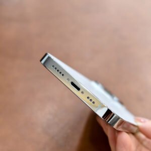 z7527318354550_6884e5761a418ff260124309655860b4