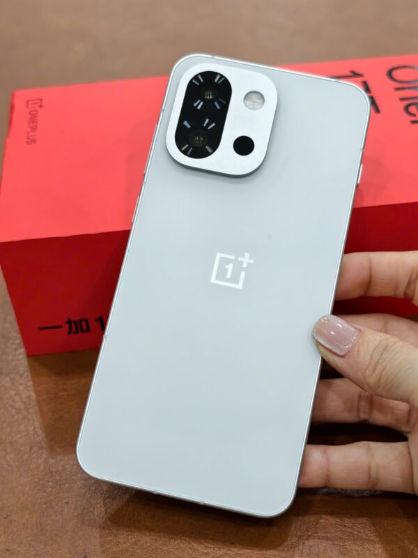 z7530491188828_c2d260dcc89676569f5c762089fa7e39