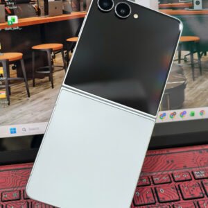 Samsung Galaxy Z Flip 7 bản chính hãng 512gb màu Xanh Mint bảo hành đến T8-2026 99%